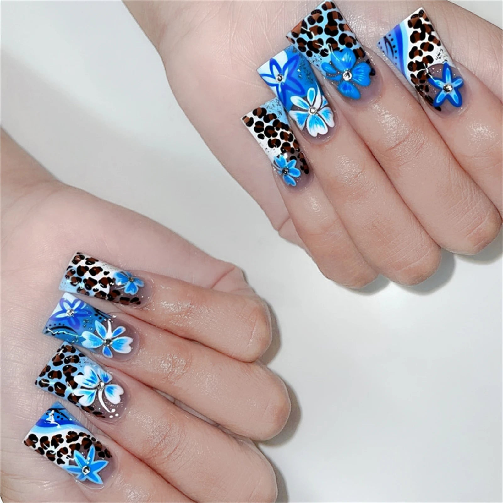 Faux ongles roses de Style français, 24 pièces, motifs de nœud papillon 3D, courts et carrés, à pression, doux, mode coréenne, pour femmes et filles