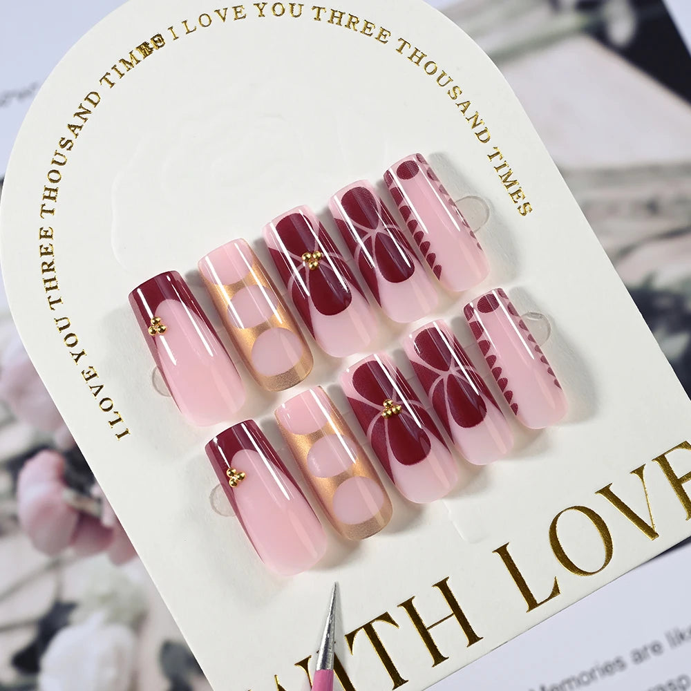 Faux ongles français longs en forme de cercueil, 24 pièces, motifs floraux Vintage dorés, à pression, vin rouge, perles de Caviar florales Y2k #