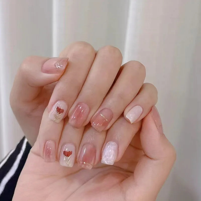 Faux ongles carrés courts et moyens, 24 pièces, scintillants, blancs, portables, argent, couverture complète française, pointes à pression