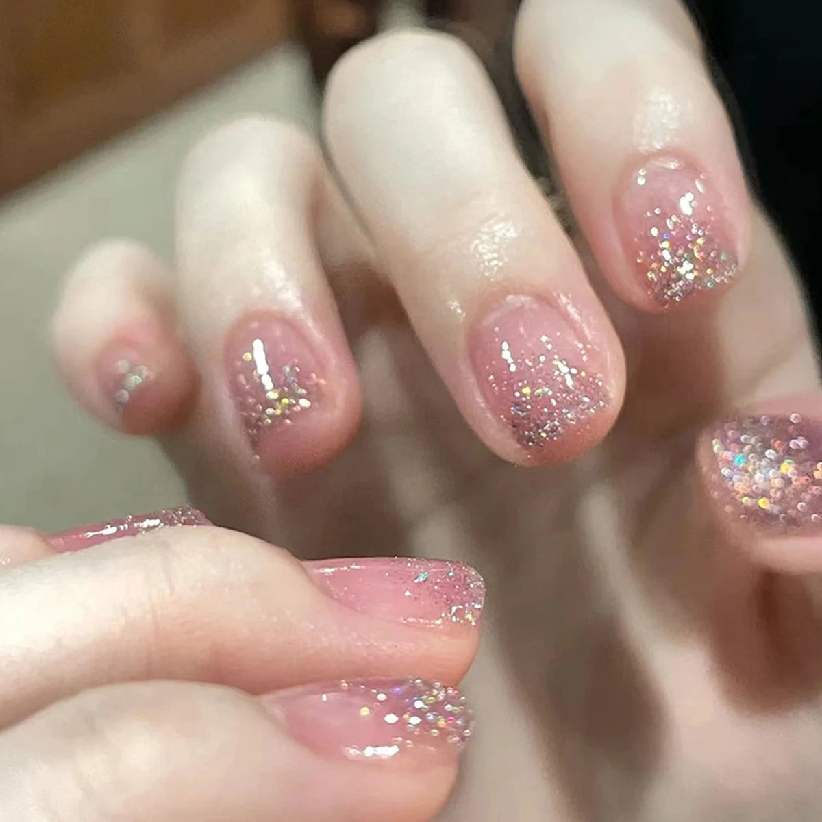 Blush rose faux ongles nœud papillon diamant perle conception 3D presse sur les pointes d'ongles avec bord lisse inoffensif ongles femme faux ongles à faire soi-même