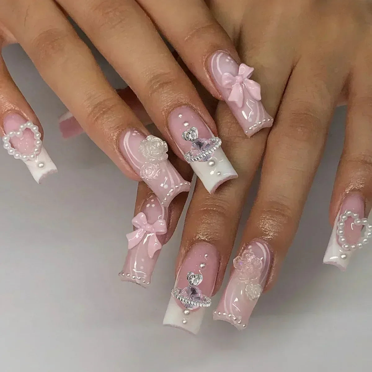 Faux ongles français longs avec colle, 24 pièces, faux ongles de Ballet, Design papillon en strass, pointes à pression pour cercueil portables